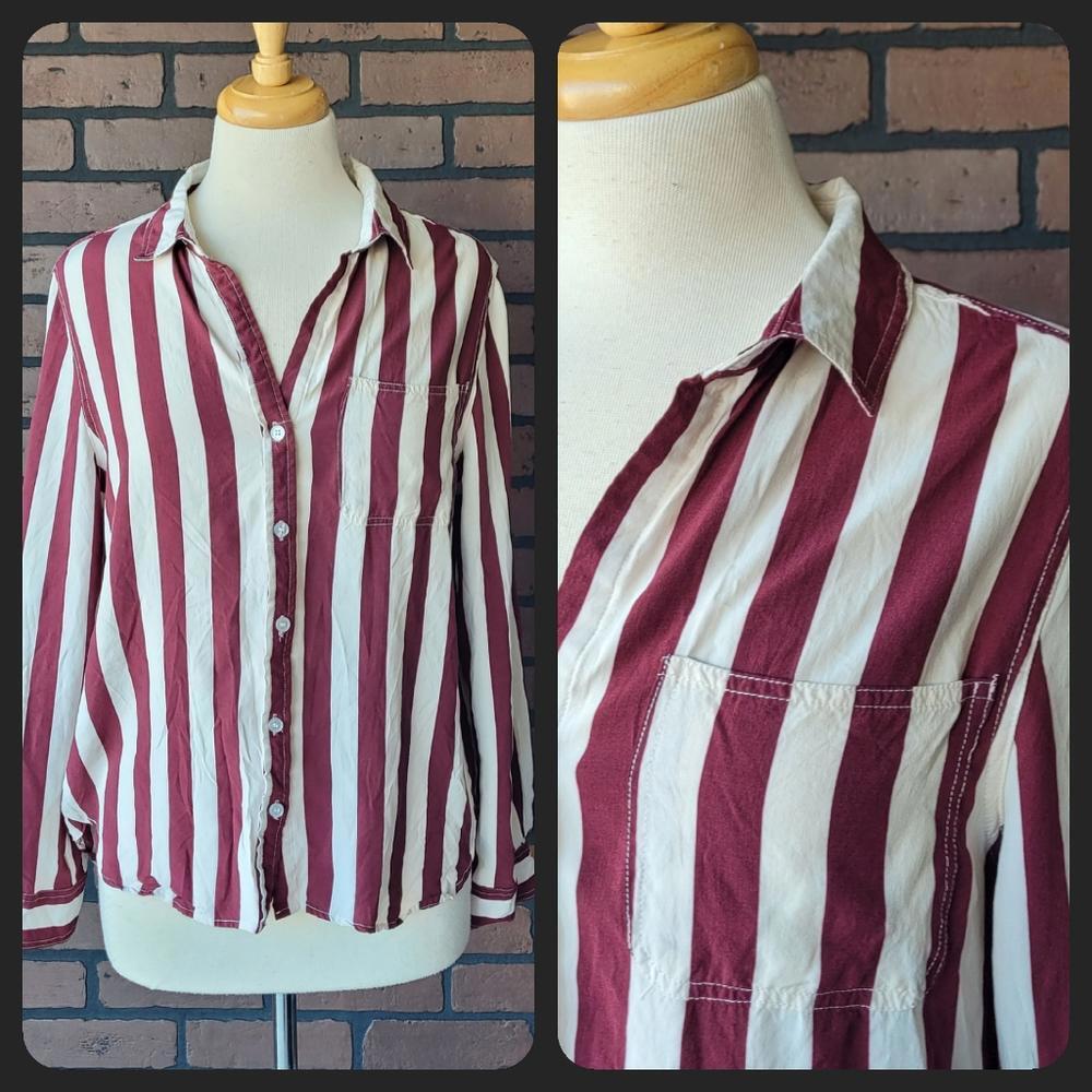 Velvet Heart Burgundy Striped Button Down Shirt Long Sleeve Shirt Size Medium